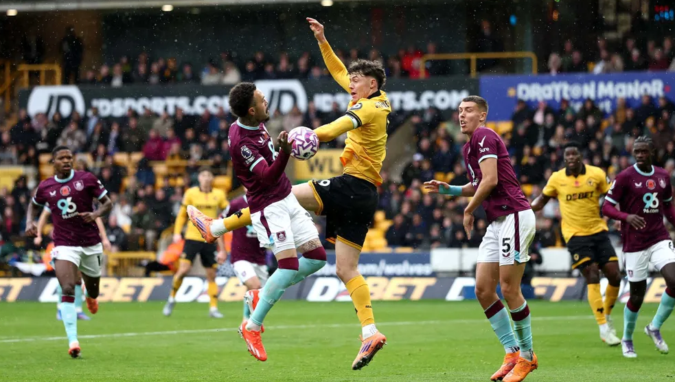 Wolverhampton vs Burnley (21:00 – 26/10)